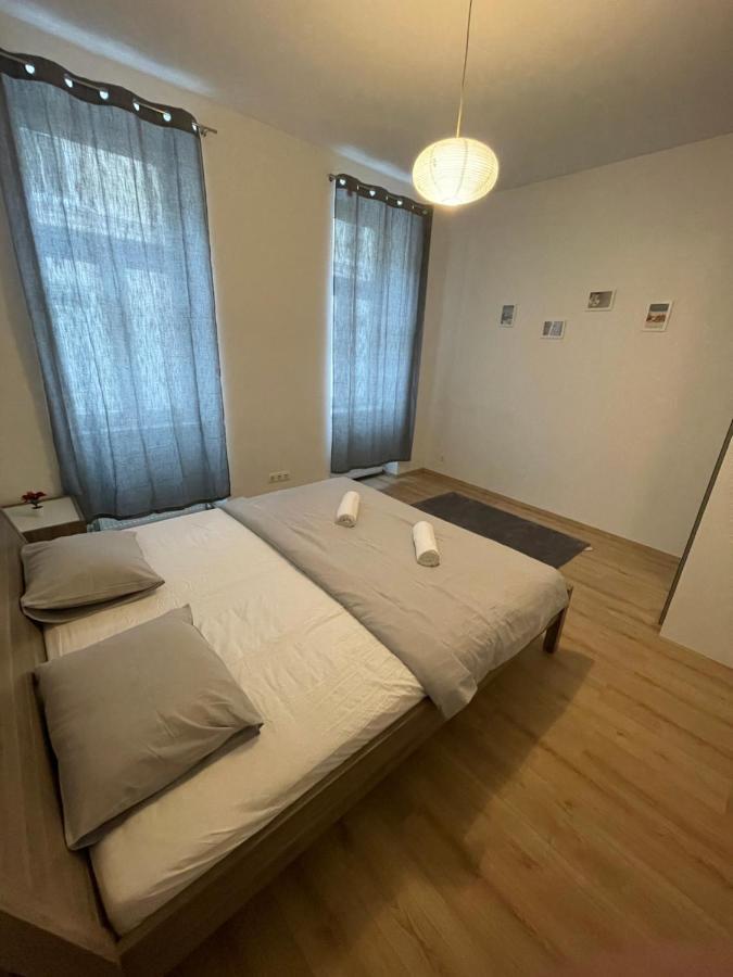 Cozy 8-Person Home In Vienna Located At Haberlgasse 82 N1 Buitenkant foto